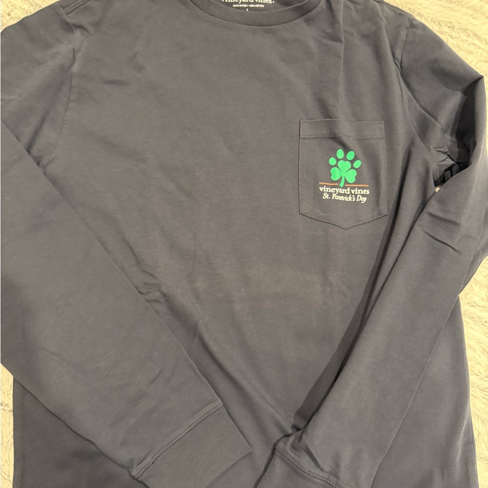 Vineyard Vines Boys Long-Sleeve Pocket T-Shirt - Navy with Green Logo